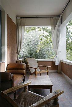 The Kefalari Hotel 4*